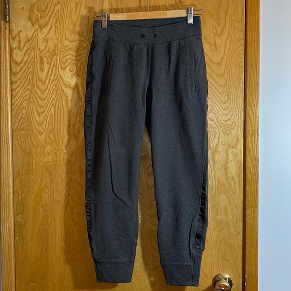 Lululemon All You Need Pant - Picture 6 of 13